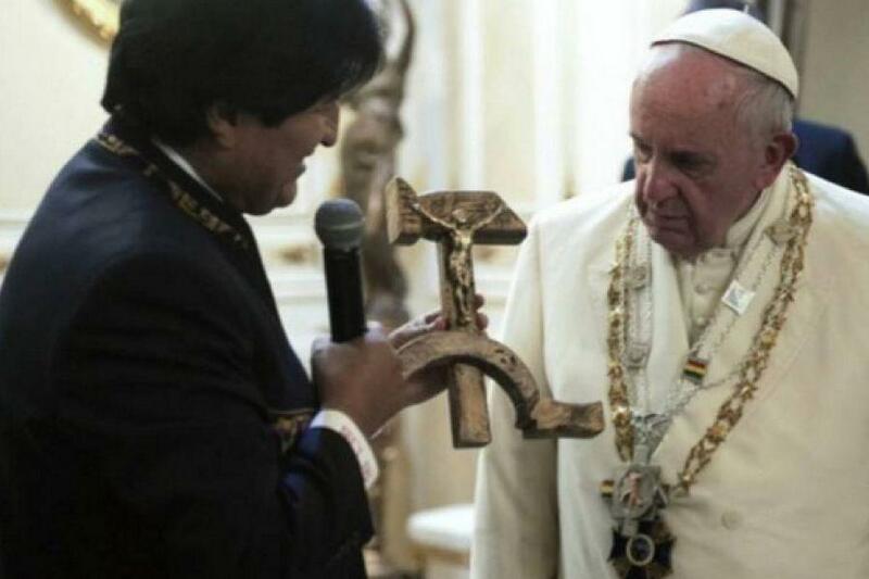 1436620743-papa-francesco-morales.jpg