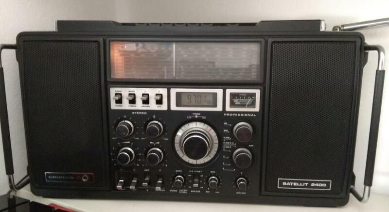 Grundig-Satellit2400-1.jpg