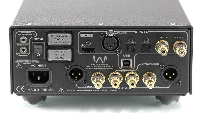 766473230_Wyred4SoundDAC-2DSDse-rear.thumb.jpg.98dd0e29c0964eb9e3d77eab7860f0f8.jpg