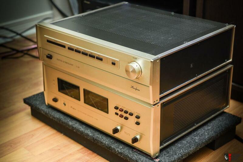 accuphase-c222-preamp-and-p266-rare.jpg