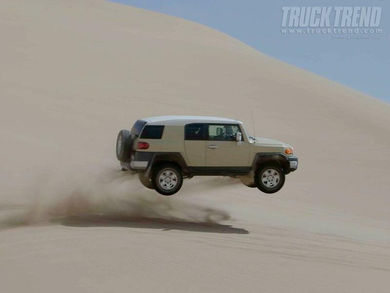 wp3889761-toyota-fj-cruiser-wallpapers.thumb.jpg.3d357b71e6623186170787e4b6f34c03.jpg