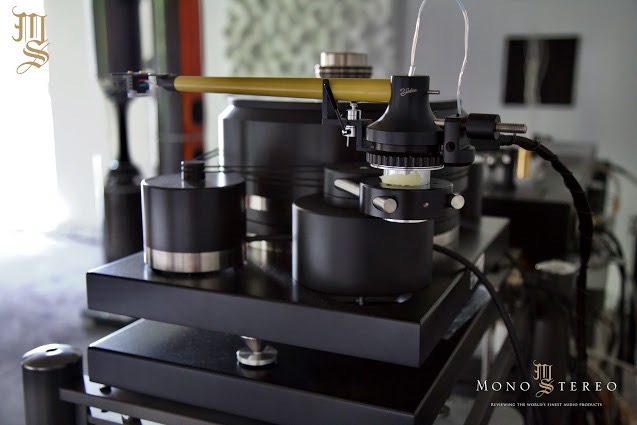 jsikora_standard_max_black_turntable_review_matej_isak_mono_and_stereo_2020_2021_2022_ - 2.jpg