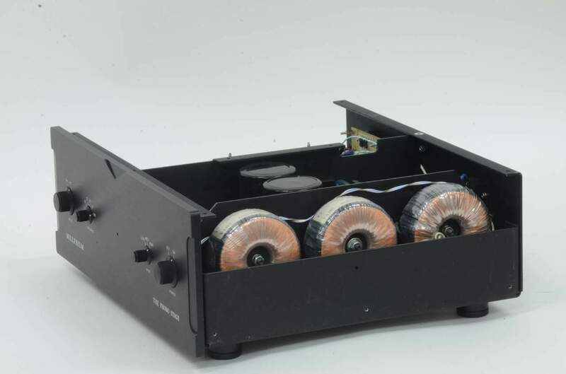 Figura 7_Phono stage_laterale.JPG