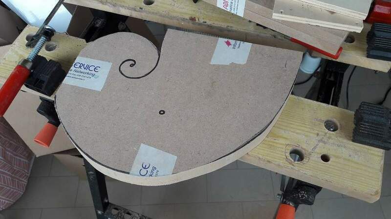 12 legno tagliato.jpg