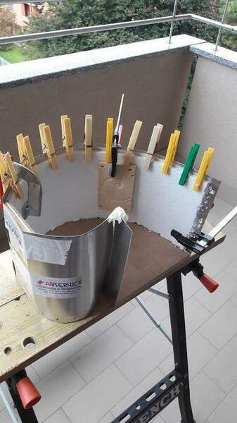 19 incollaggio polistirolo.jpg