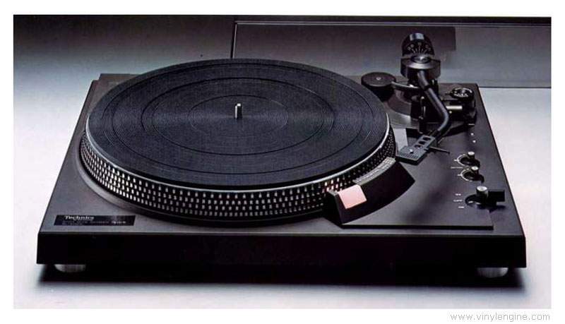 technics_sl-2000_turntable.jpg.c28360ec0759bae254485cdf923e4d34.jpg