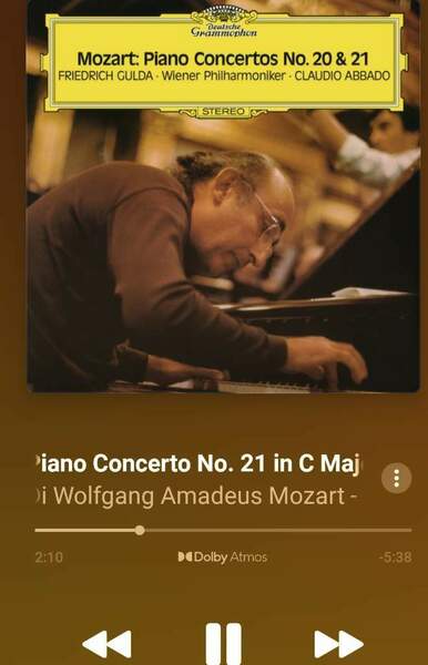 Screenshot_20211115-222133_Apple Music.jpg