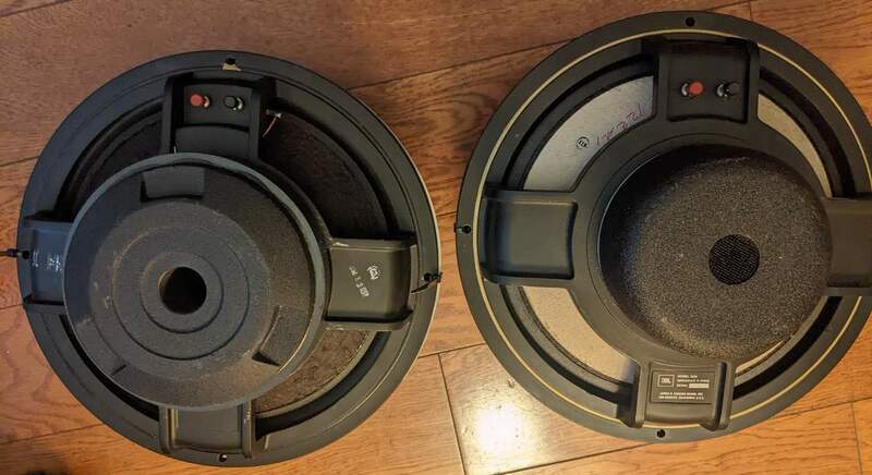 122A-1 (white aquaplas) vs 128H.jpg