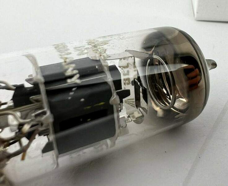 z Lorenz label TFK2.jpg