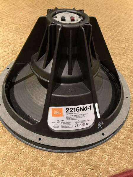 Woofer JBL 2216ND-1.jpeg