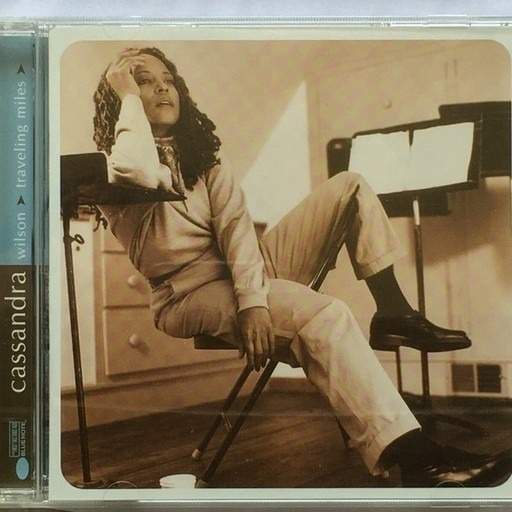 cassandra-wilson_traveling-miles_7.jpg.5c0365f6f3e664c84408d3fd7db6dd4e.jpg