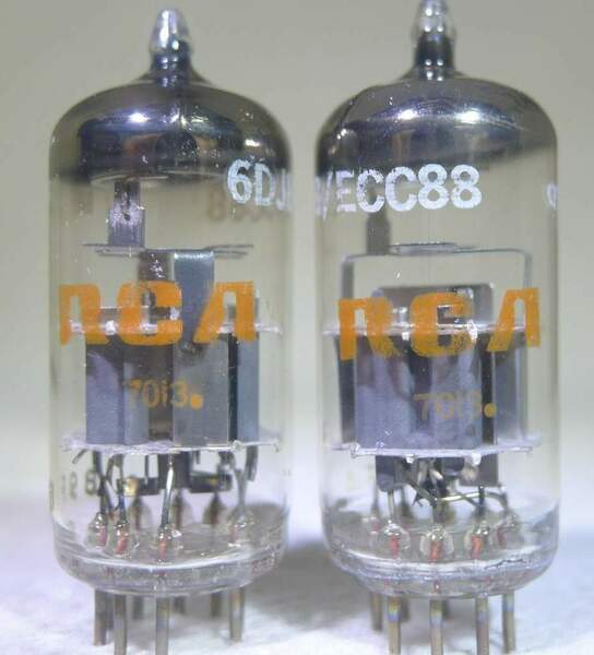 Y RCA ECC88 label Mullard Blackburn made.jpg