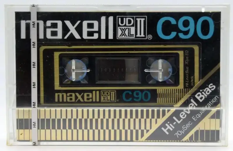 Maxell_UDXLII_77_Front.webp