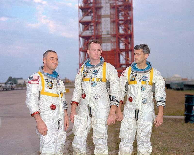 1200px-Apollo1-Crew_01.jpg