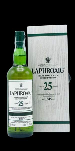 Laphroaig-25yo-1366x2732.jpg