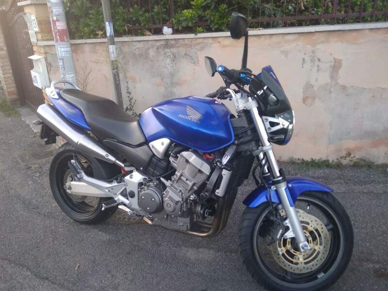 hornet 900 2 rid.jpg