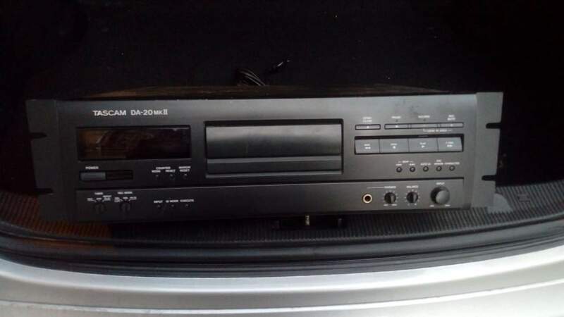 1208341371_DATTascam.thumb.jpg.1cf886fad542f6bd75b3c1f7596b17e3.jpg