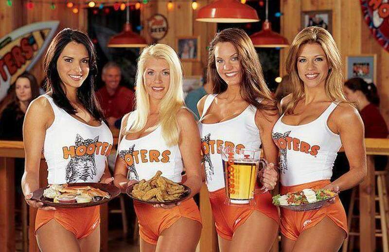 Hooters-flickr-BemLoira-BemDevassa_0.jpg