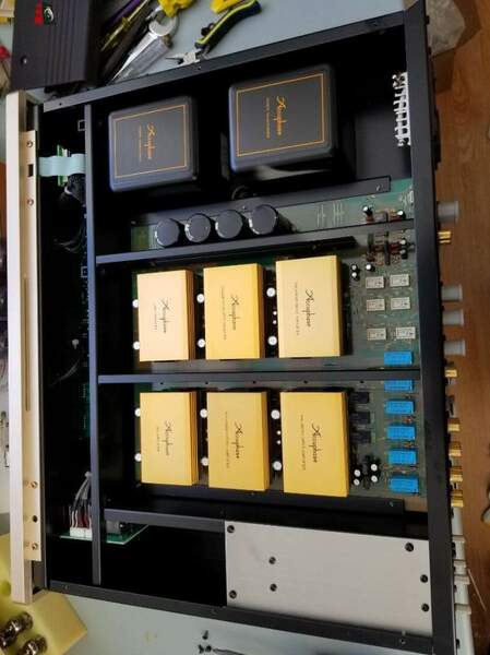 Accuphase C265 interno.jpg