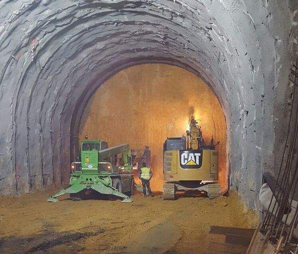 tunnel_tenda_lavori-1.jpg.d45eed25e55c5f7353eee1d5da122833.jpg