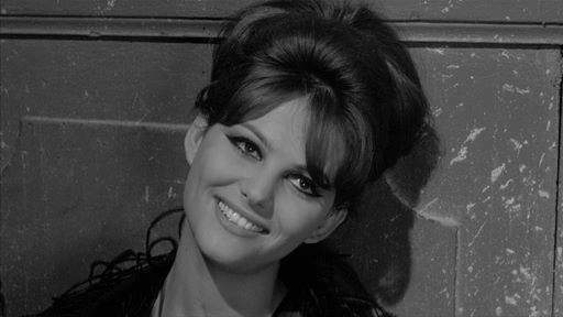 Claudia_Cardinale.jpeg.01b5a6c2d7acf5e4557ffc382254ceaf.jpeg