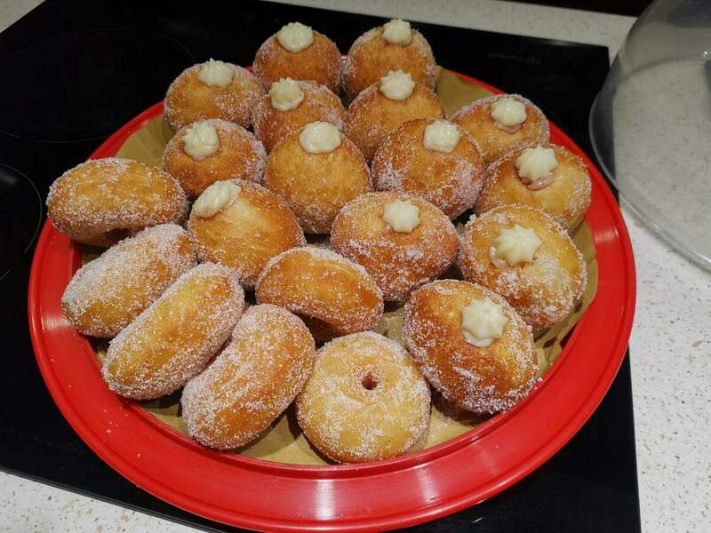 bomboloni.thumb.jpg.190fdf9f19dd29fc18703509794e2f4c.jpg
