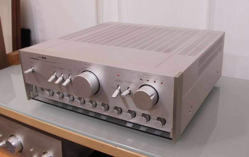 pioneer-amplifier-1.thumb.jpg.7f41bf9629c5424b418075319c3e659f.jpg