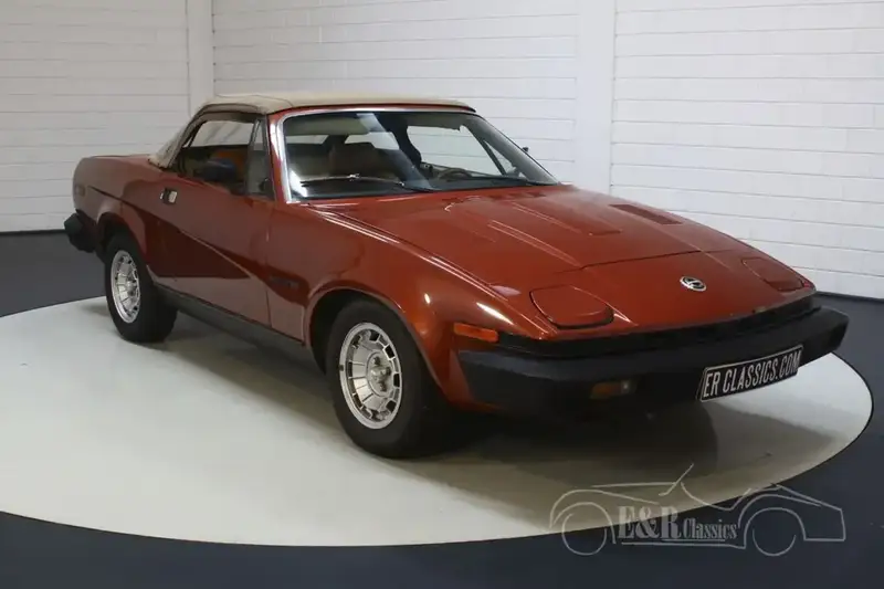 triumph-tr7-1979-t2588-060.webp