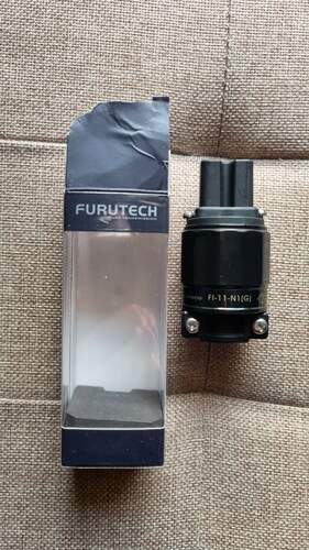 Maggiori informazioni su "Furutech FI-11-N1 (G) connettore IEC ad alte prestazioni"