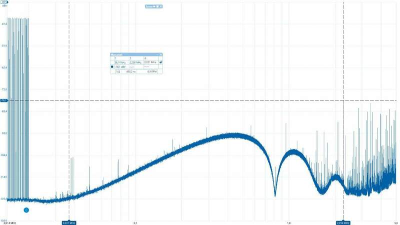 rumore fuori banda senza caricabatterie.jpg