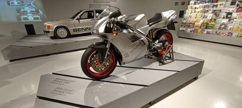 Ducati dedicata a Senna.jpg