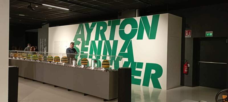 Titolo esposizione.jpg