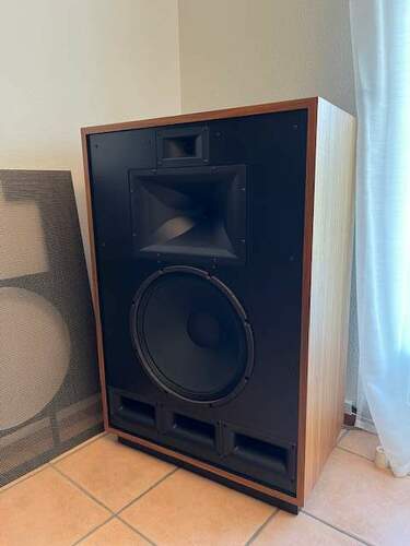 Maggiori informazioni su "Klipsch Cornwall IV"