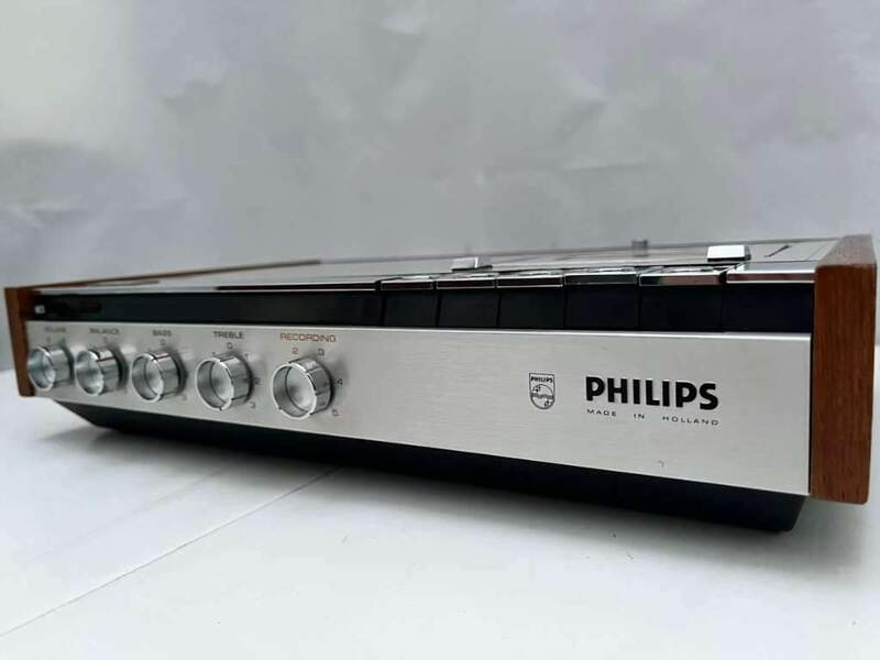 philipsn2400-2.thumb.jpg.38273c38ca5512e8e5a9fd0011a421be.jpg