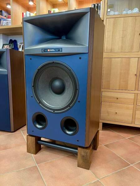 JBL 4367_on stand.jpg