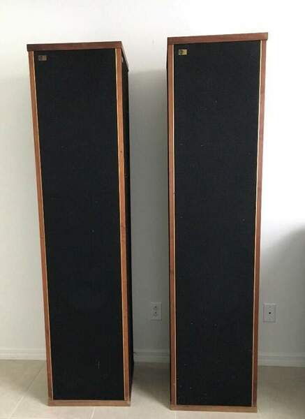 1889909-fbf6714f-epi-1000-tower-speakers.jpg