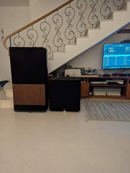 defiance x15 with snell  type a.jpeg