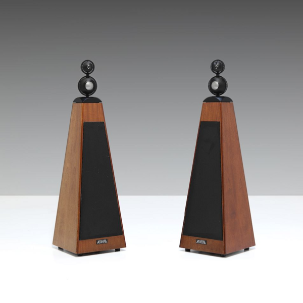 magnat-magnaspheres-speakers-1990s.png
