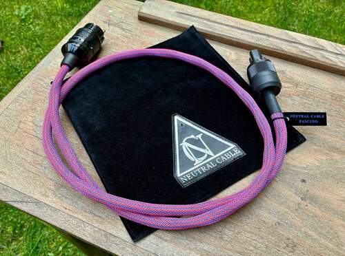 Maggiori informazioni su "Cavo di Alimentazione Neutral Cable Fascino"