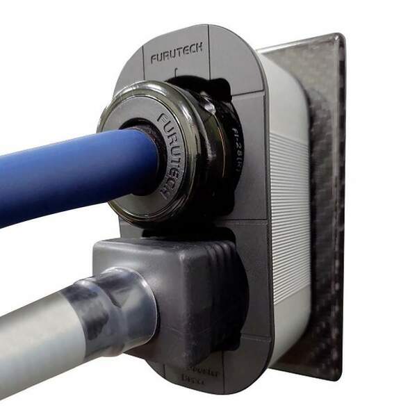 furutech-ncf-booster-brace-dampening-support-for-power-connectors-2-sockets (1).jpg