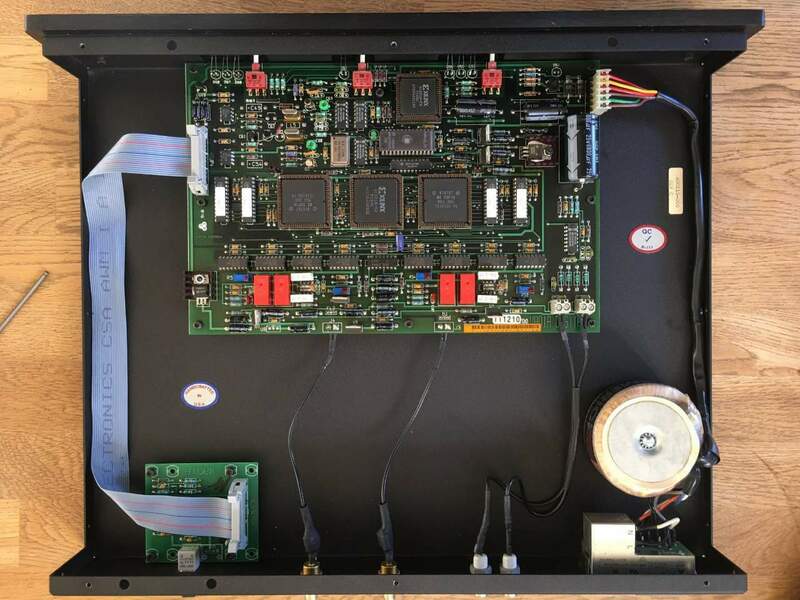 Wadia X32 inside.JPG