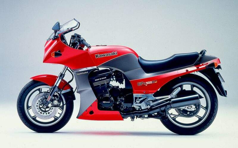 Kawa_GPZ900R_4_Kawasaki-1-1200x750.jpg