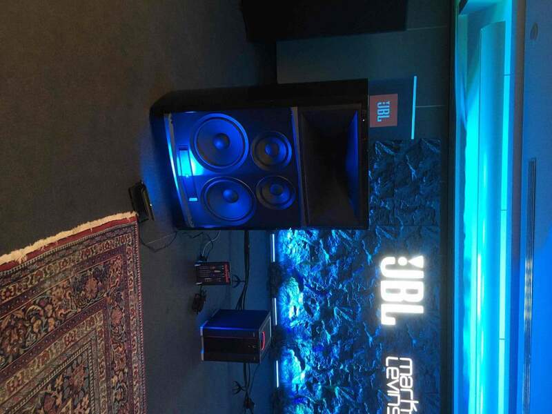IMG_7260 jbl small.JPG