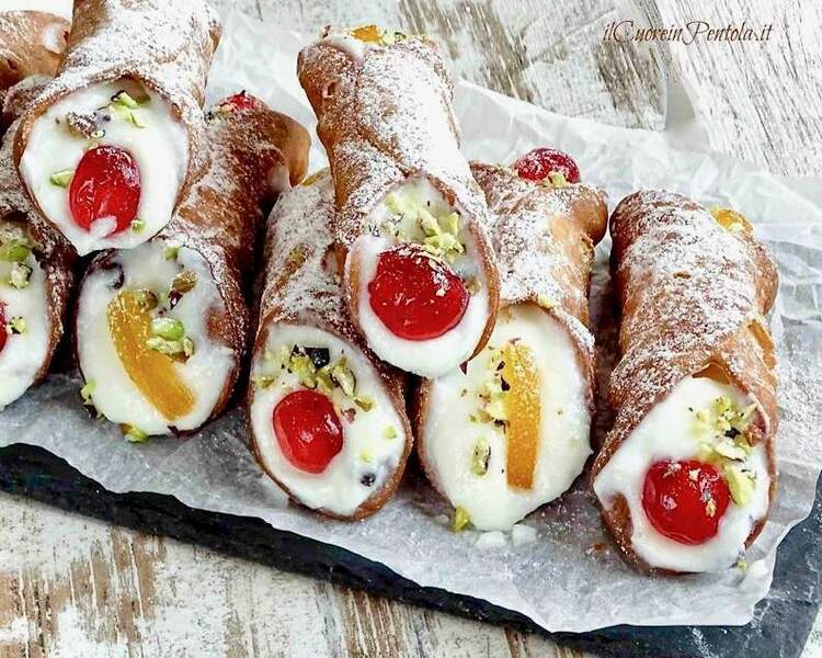 cannoli-siciliani2.jpeg